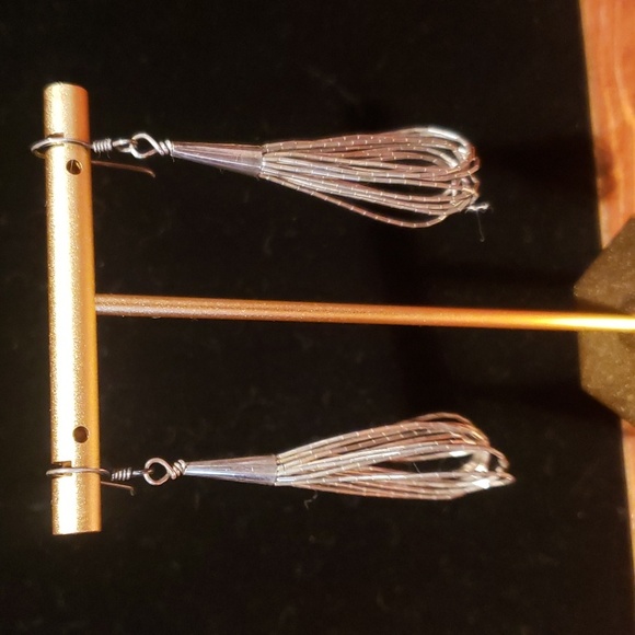 "LIQUID SILVER" Earrings - Picture 1 of 2